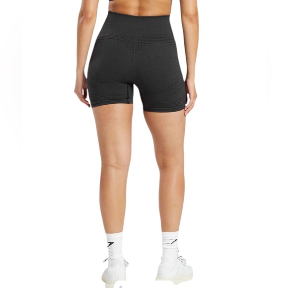 Gymshark vital seamless 2.0 shorts size medium - Picture 2 of 5